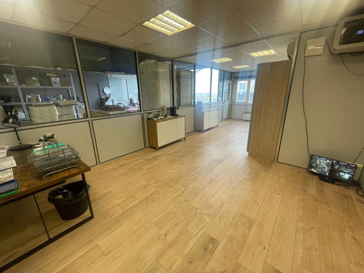 Local d'activité Seclin 1000m² Vente local d'activité Seclin Nord OVACT2530108 4